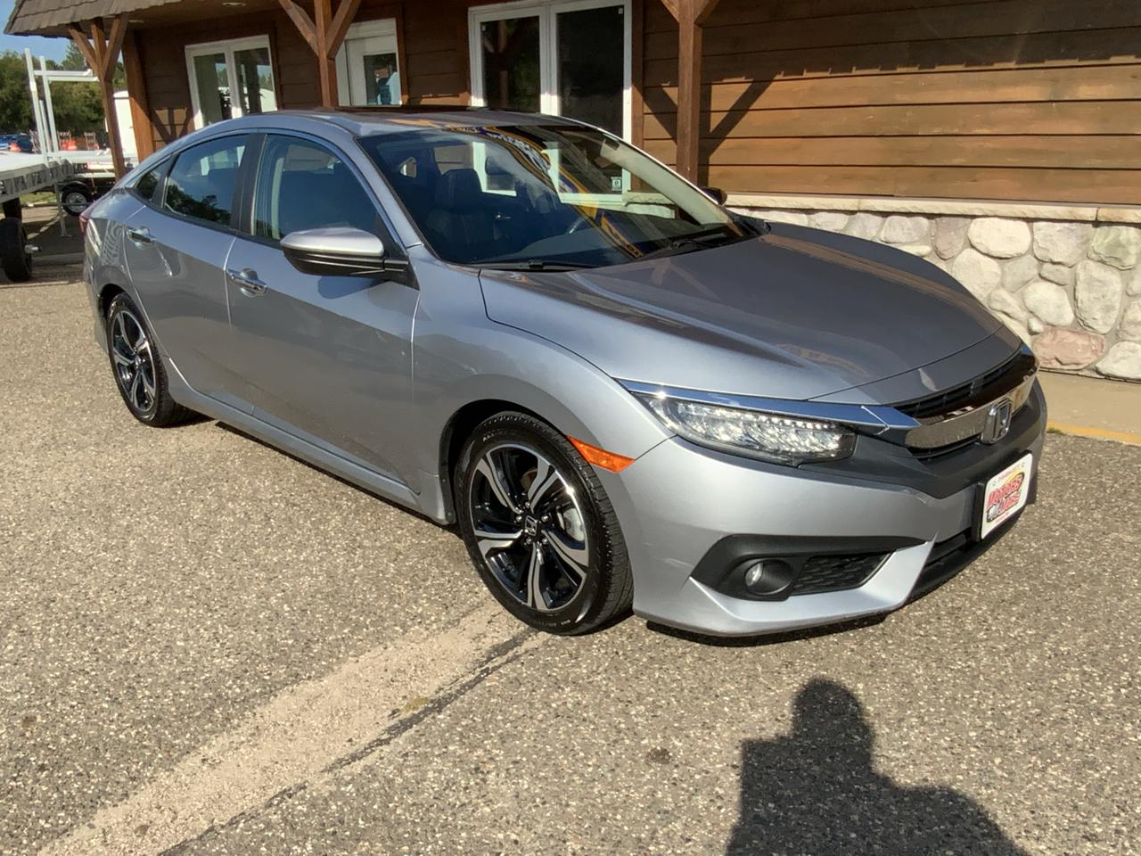 Honda Civic Touring Sedan CVT 2016