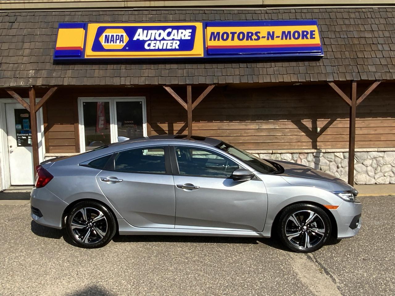 Honda Civic Touring Sedan CVT 2016