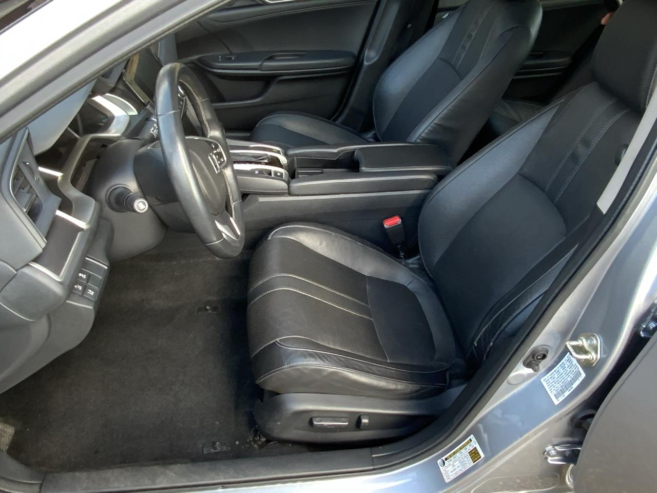 Honda Civic Touring Sedan CVT 2016