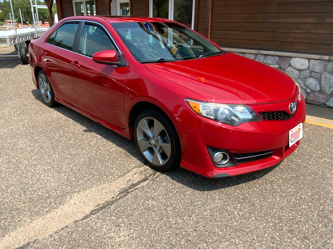 Toyota Camry SE 2012