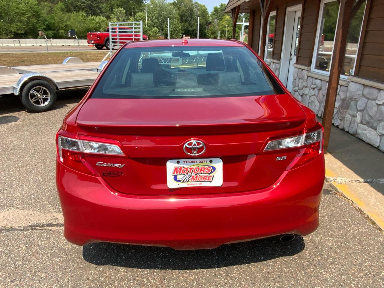Toyota Camry SE 2012