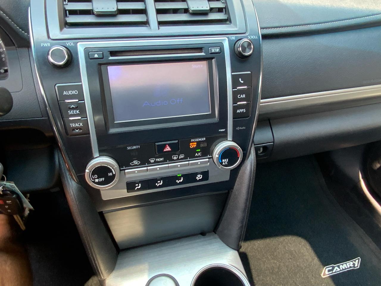 Toyota Camry SE 2012