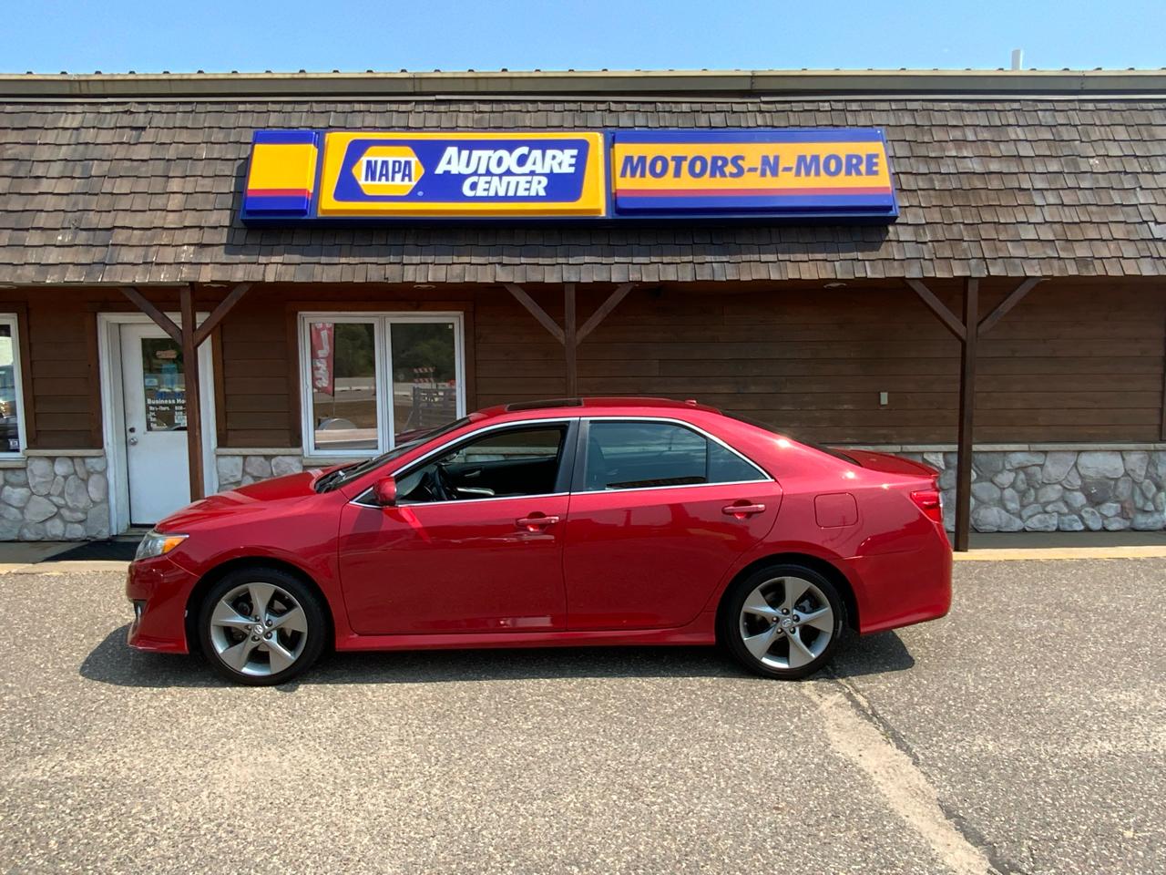 Toyota Camry SE 2012