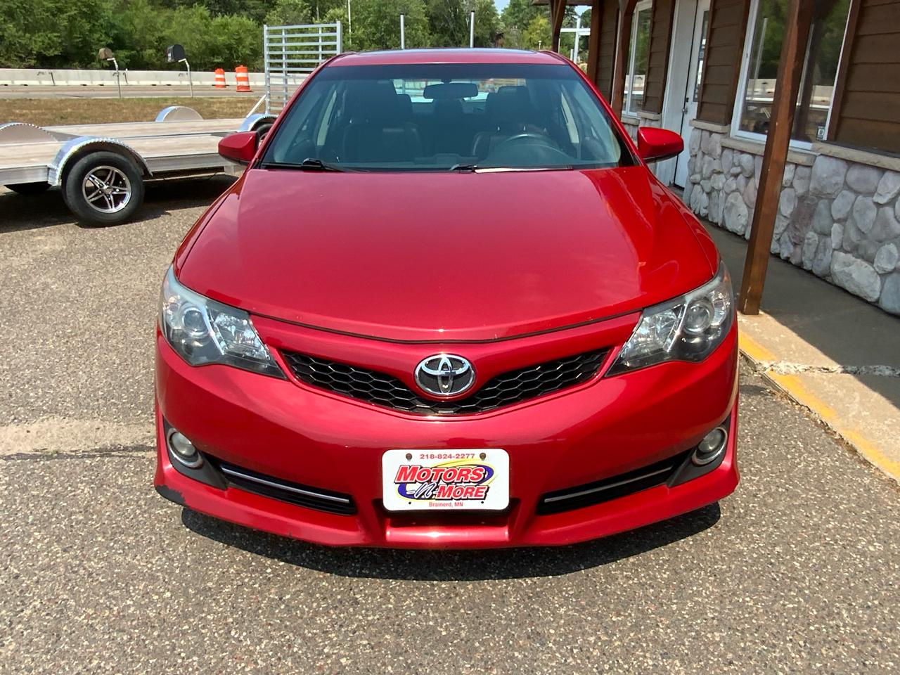 Toyota Camry SE 2012