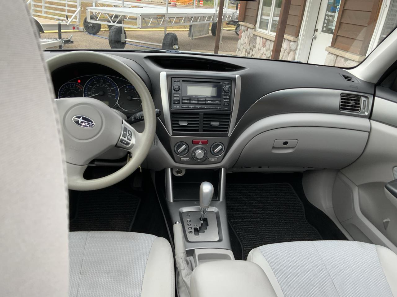Subaru Forester 2.5X Premium 2012