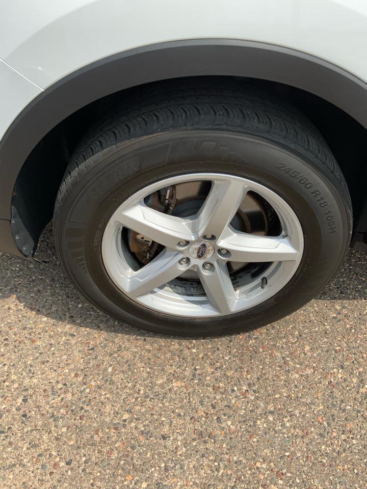 Ford Explorer XLT 4WD 2016