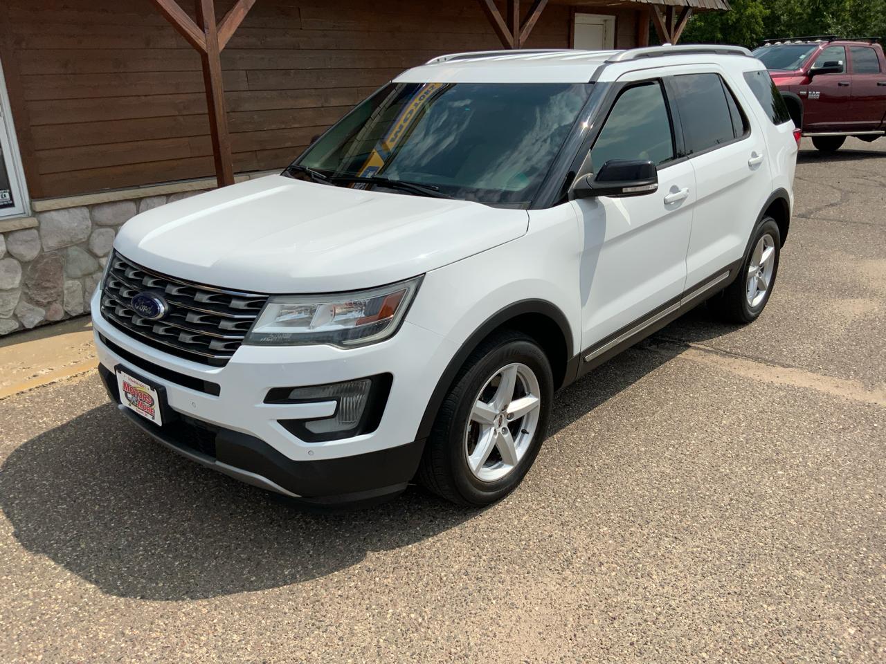Ford Explorer XLT 4WD 2016