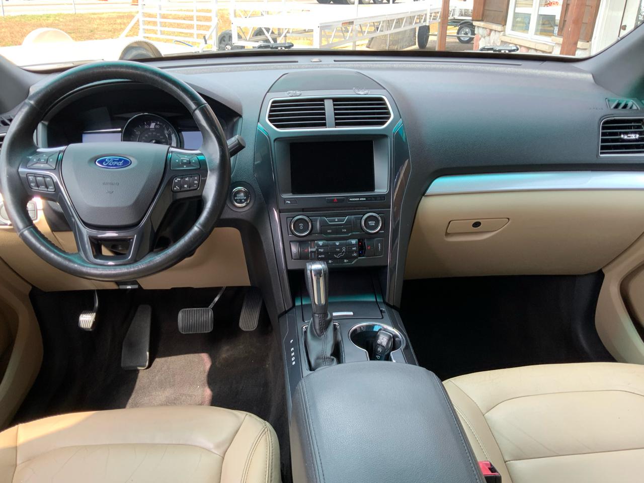Ford Explorer XLT 4WD 2016