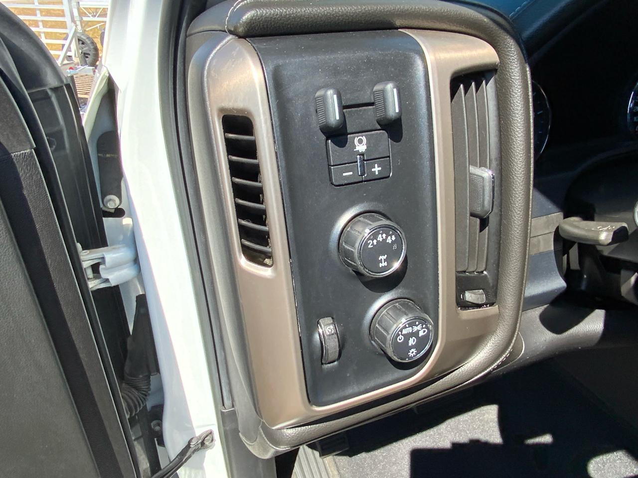 GMC Sierra 2500HD Denali Crew Cab 4WD 2019