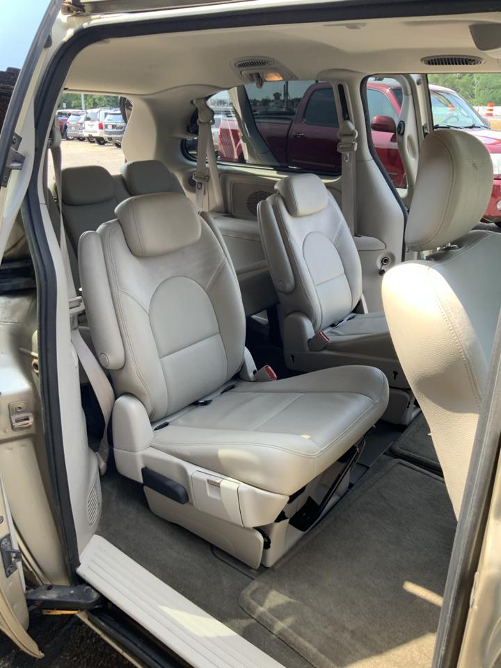 Chrysler Town & Country Limited 2005
