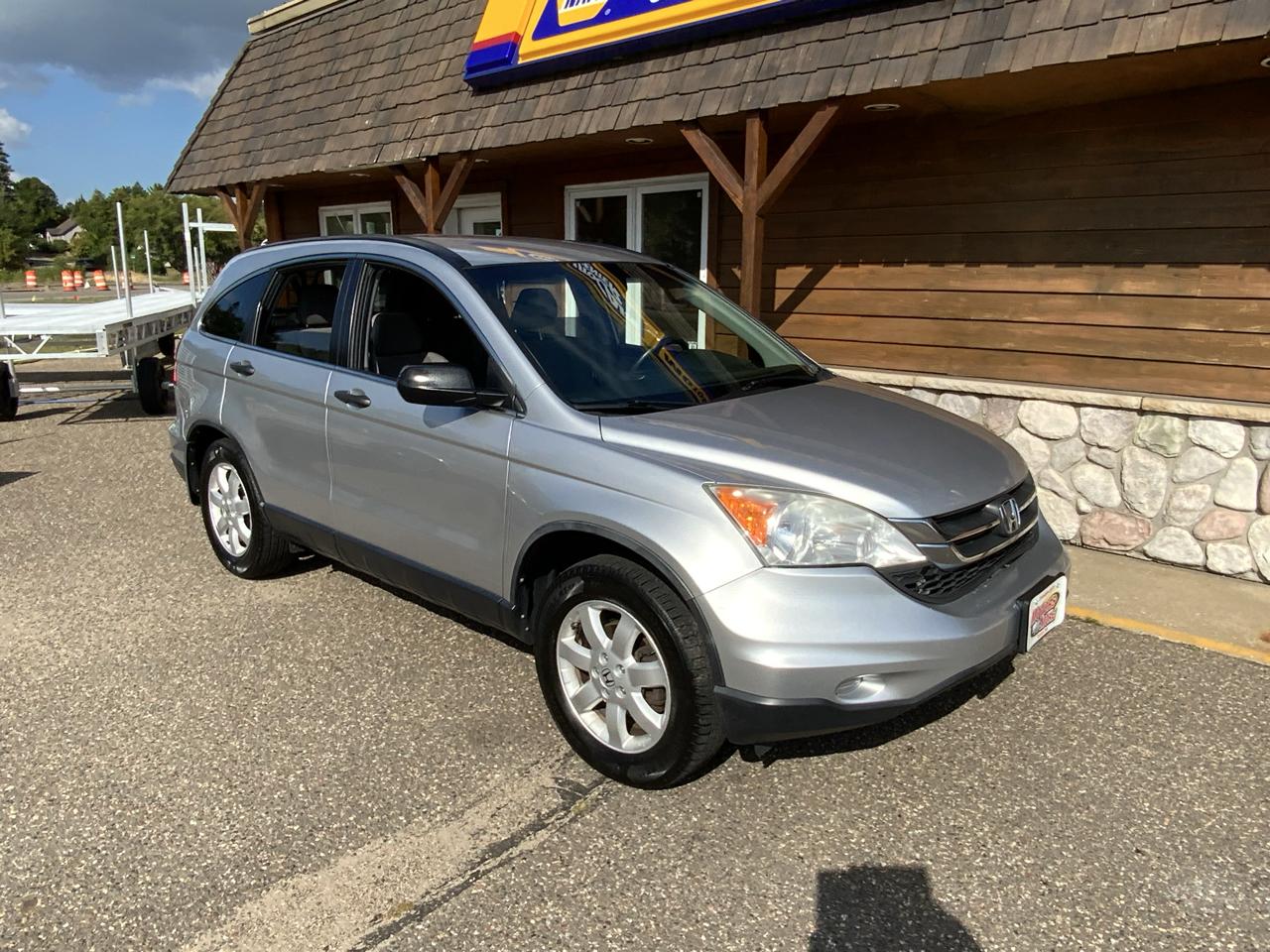 Honda CR-V SE 2WD 5-Speed AT 2011