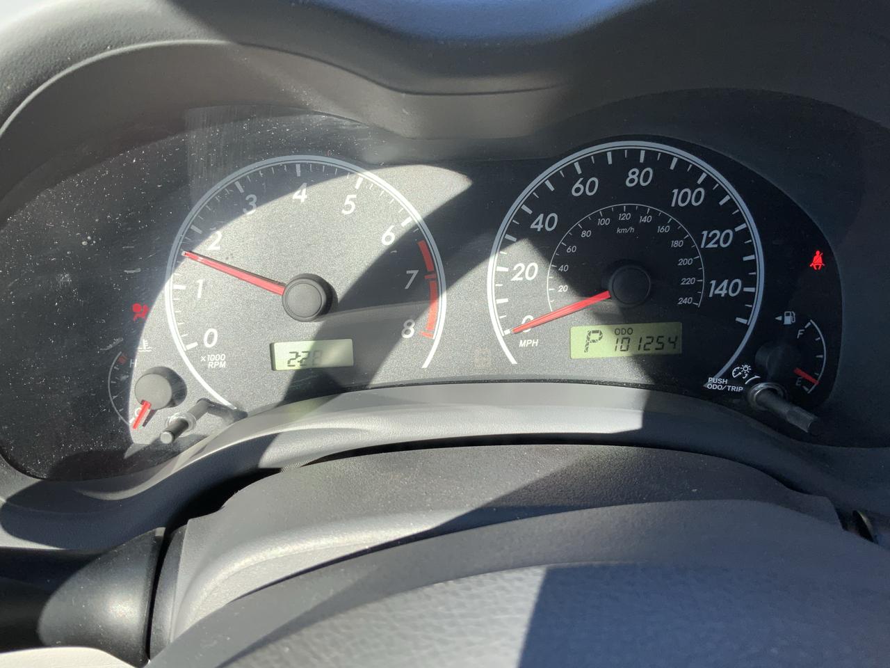 Toyota Corolla 4dr Sdn Auto LE (Natl) 2010