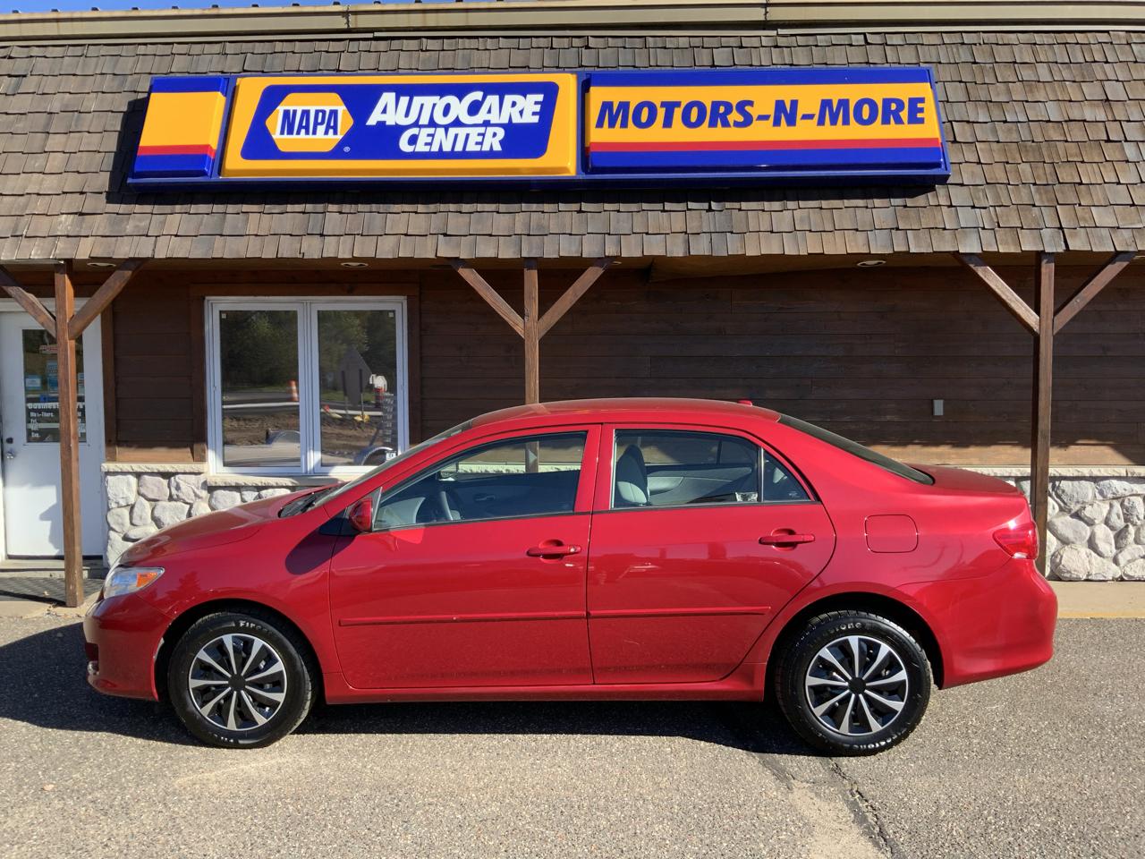 Toyota Corolla 4dr Sdn Auto LE (Natl) 2010
