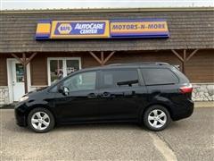 2015 Toyota Sienna 