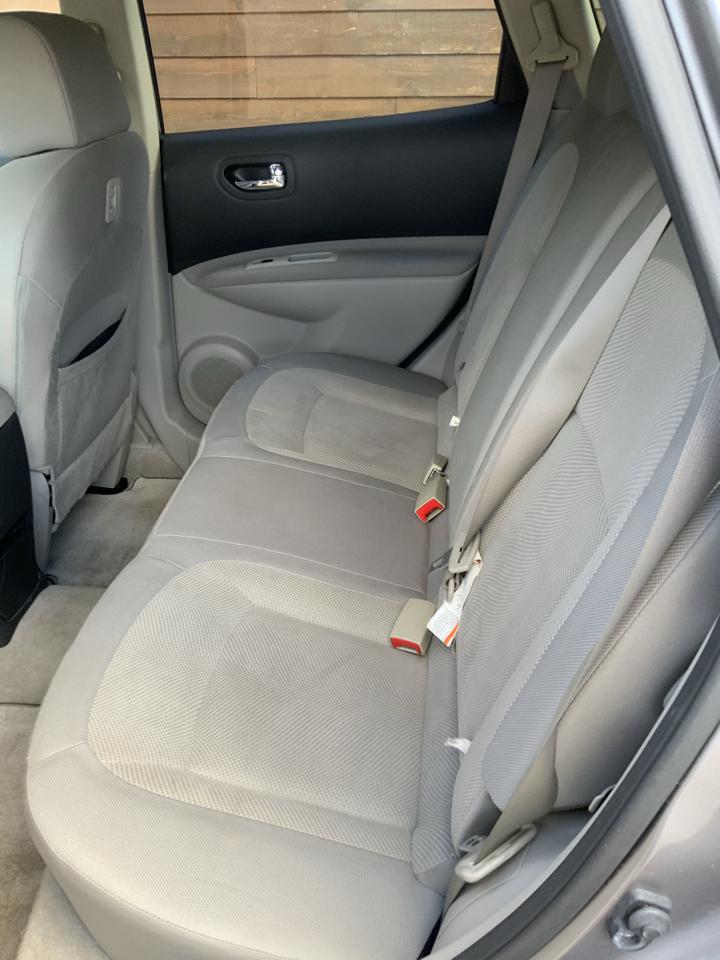 Nissan Rogue S AWD 2012