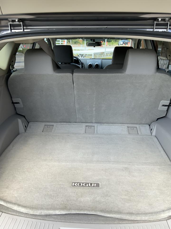 Nissan Rogue S AWD 2012