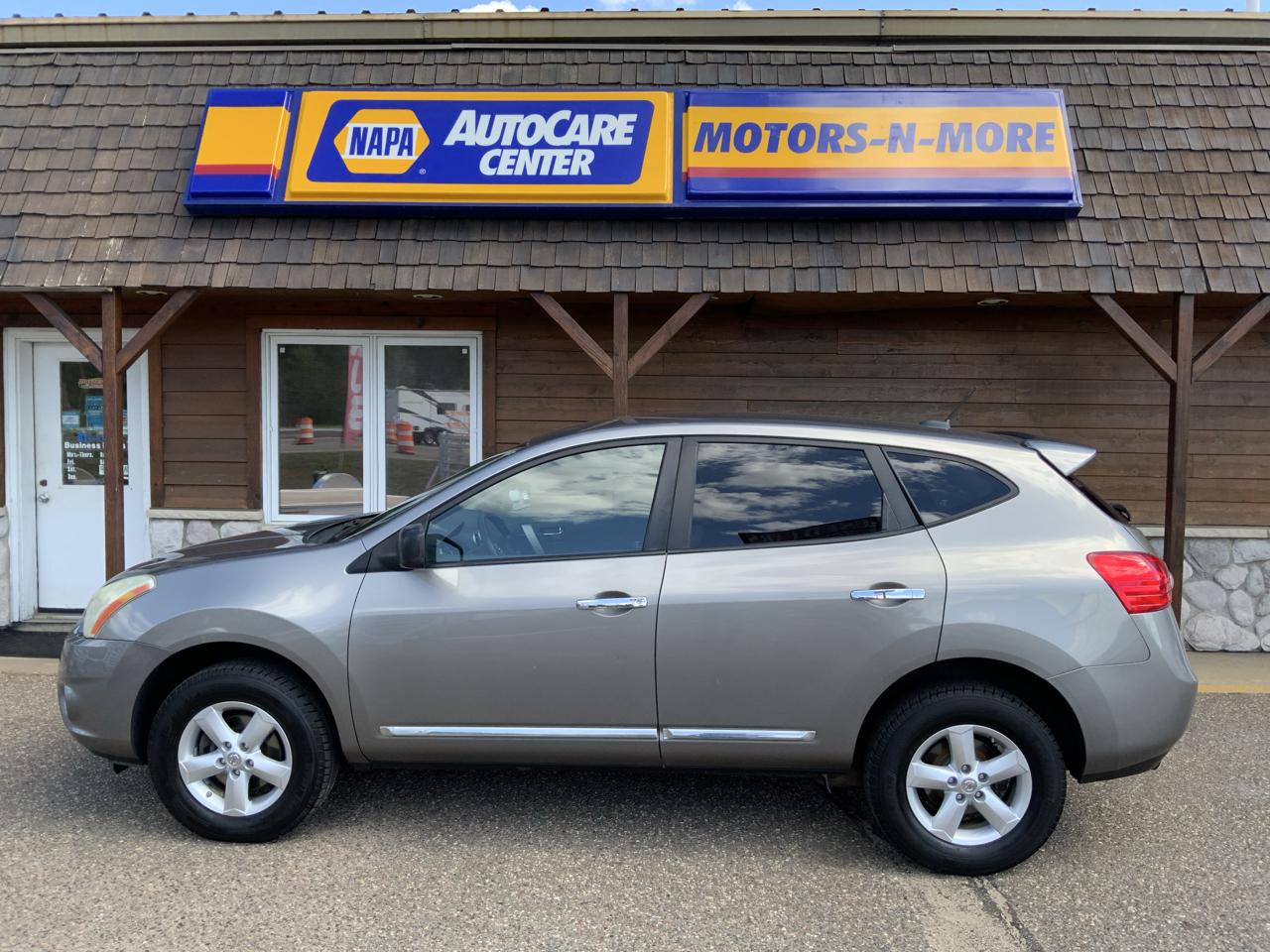 Nissan Rogue S AWD 2012