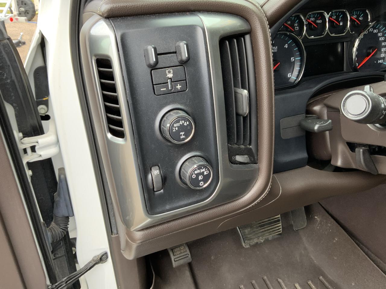 Chevrolet Silverado 1500 LTZ Crew Cab 4WD 2017