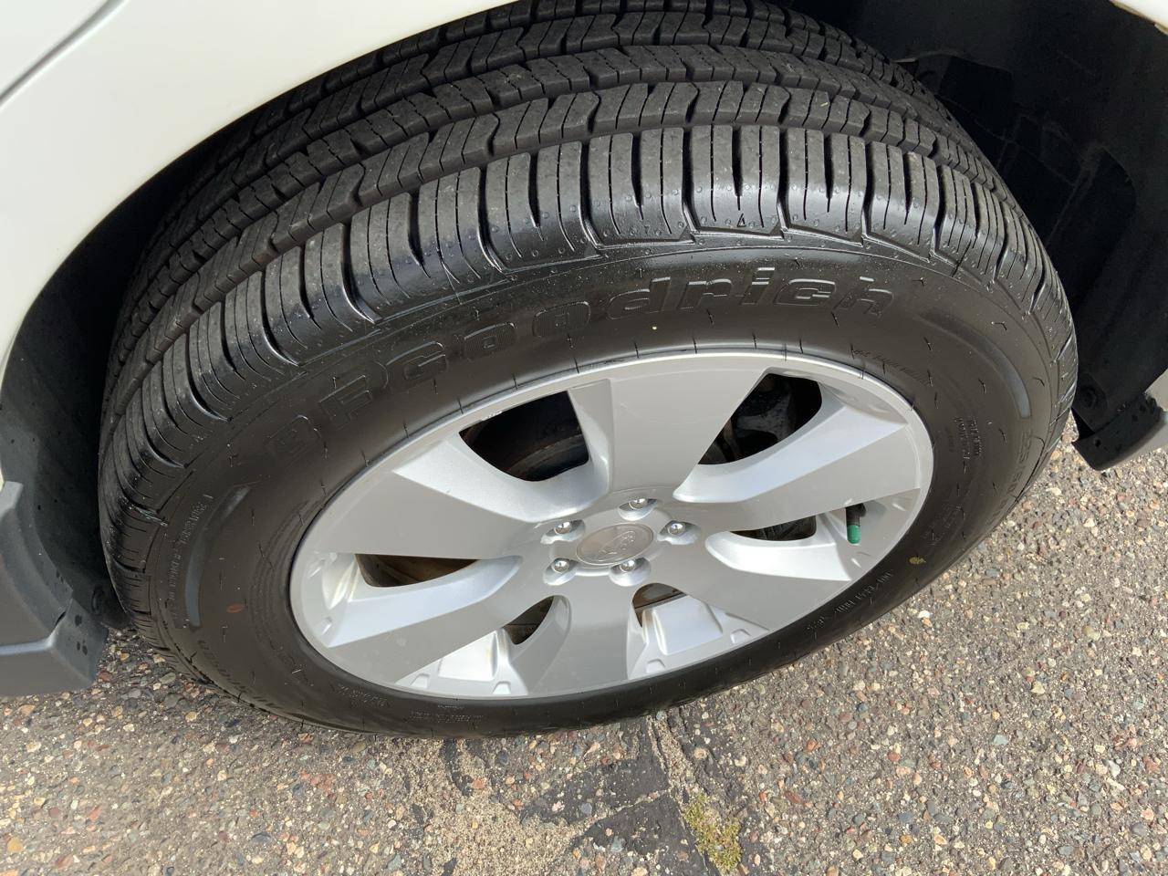 Subaru Outback 2.5i Premium 2011