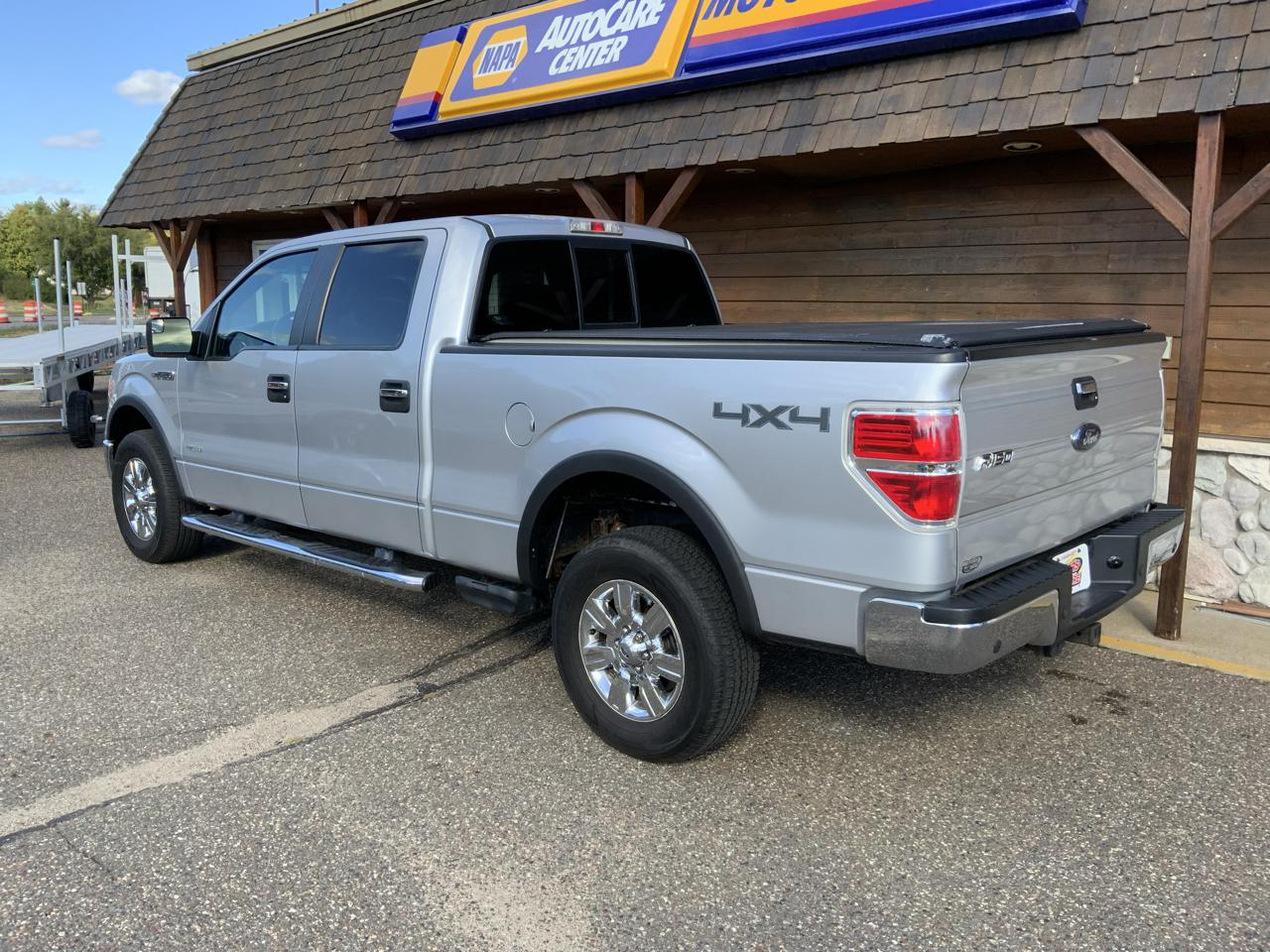 Ford F-150 4WD SuperCrew 139" XLT 2012
