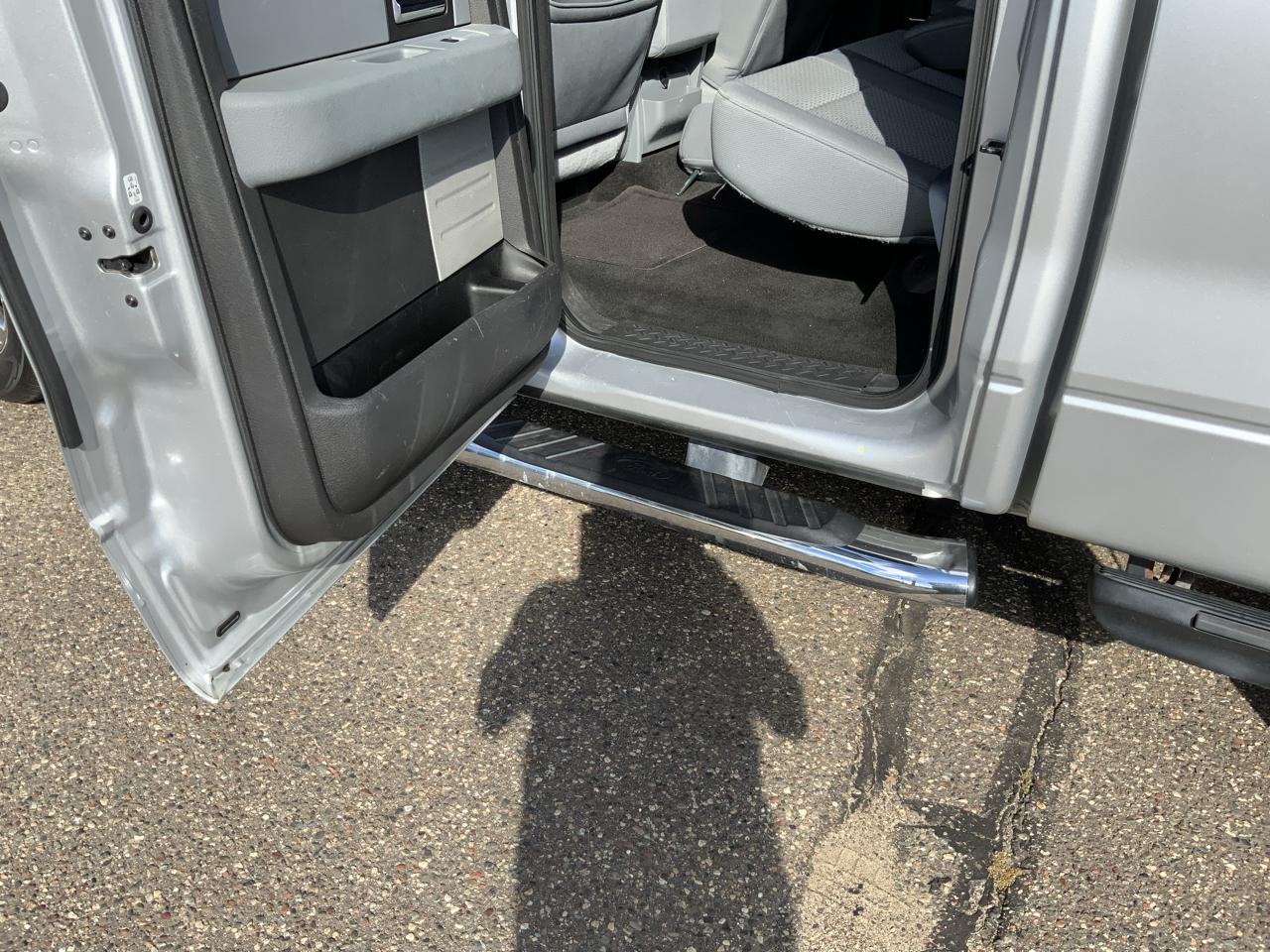 Ford F-150 4WD SuperCrew 139" XLT 2012