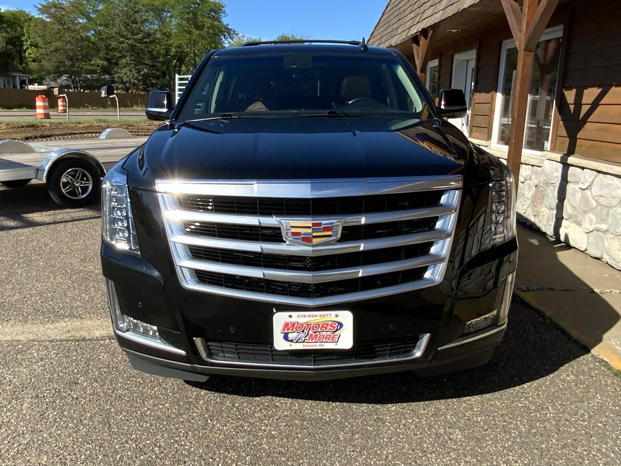 Cadillac Escalade Luxury 4WD 2017