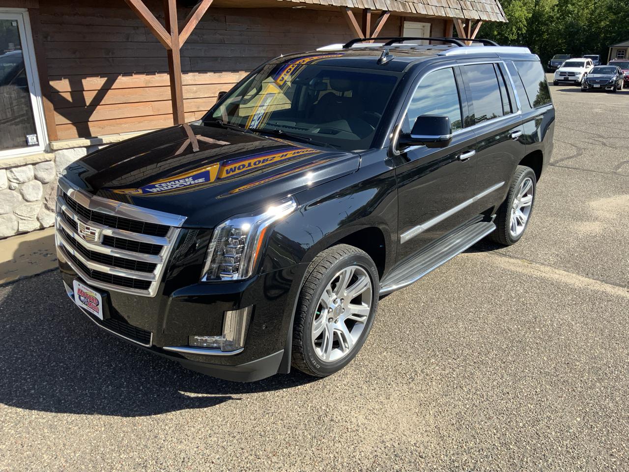 Cadillac Escalade Luxury 4WD 2017