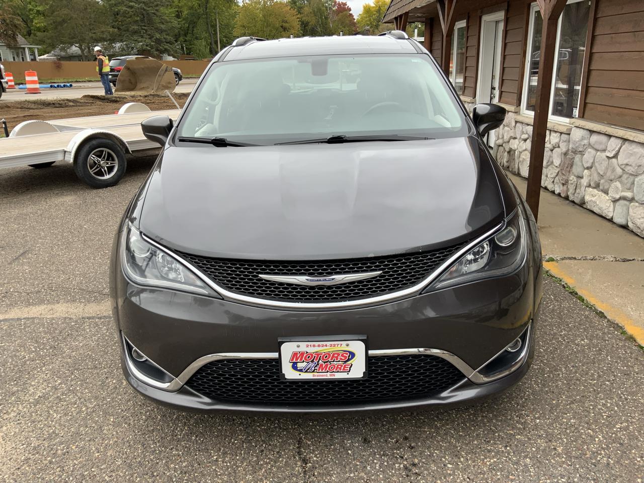 Chrysler Pacifica Touring-L Plus 2017