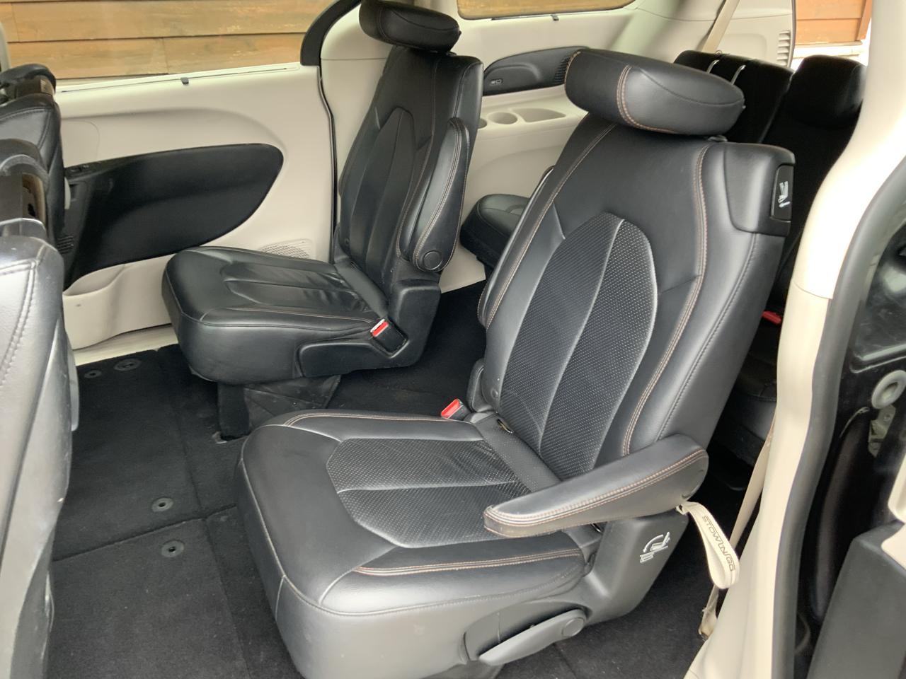 Chrysler Pacifica Touring-L Plus 2017