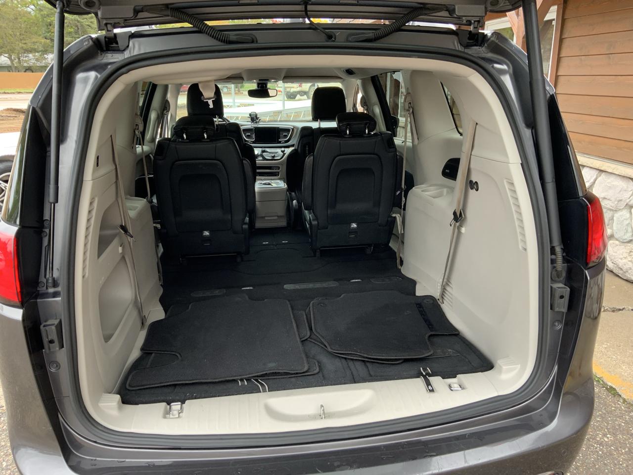 Chrysler Pacifica Touring-L Plus 2017
