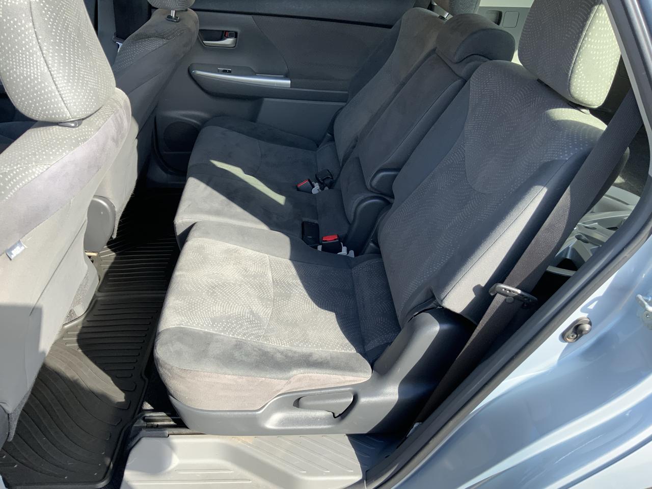 Toyota Prius V Three 2013
