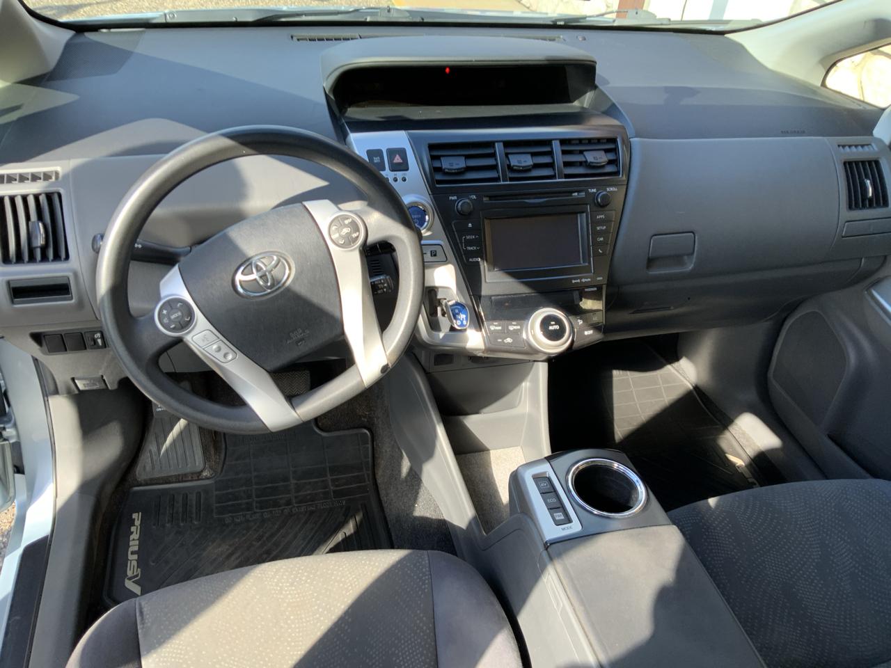 Toyota Prius V Three 2013