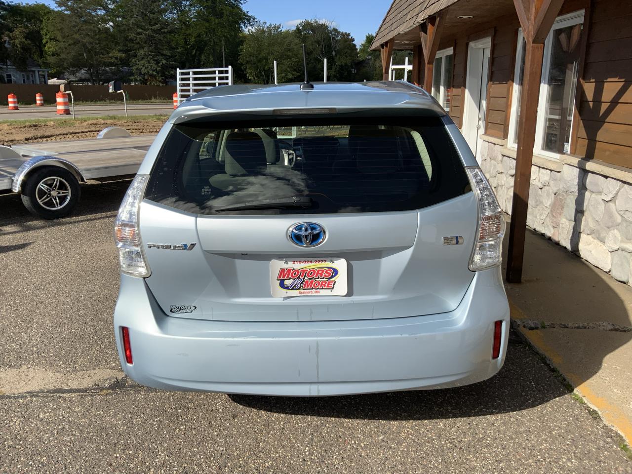 Toyota Prius V Three 2013