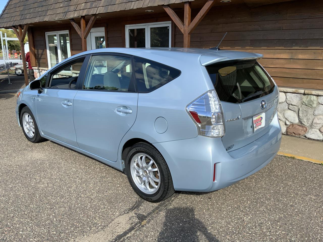 Toyota Prius V Three 2013