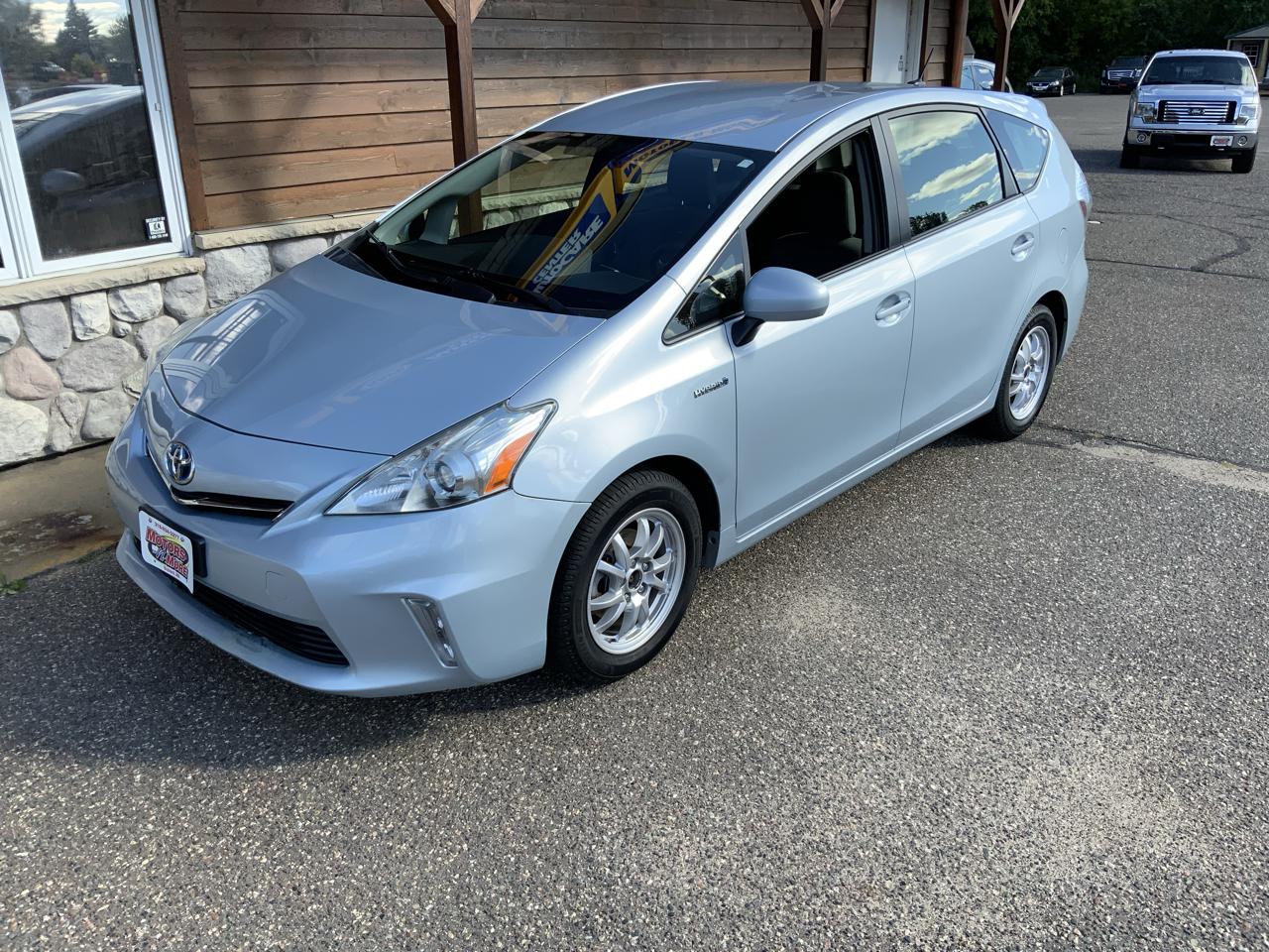 Toyota Prius V Three 2013