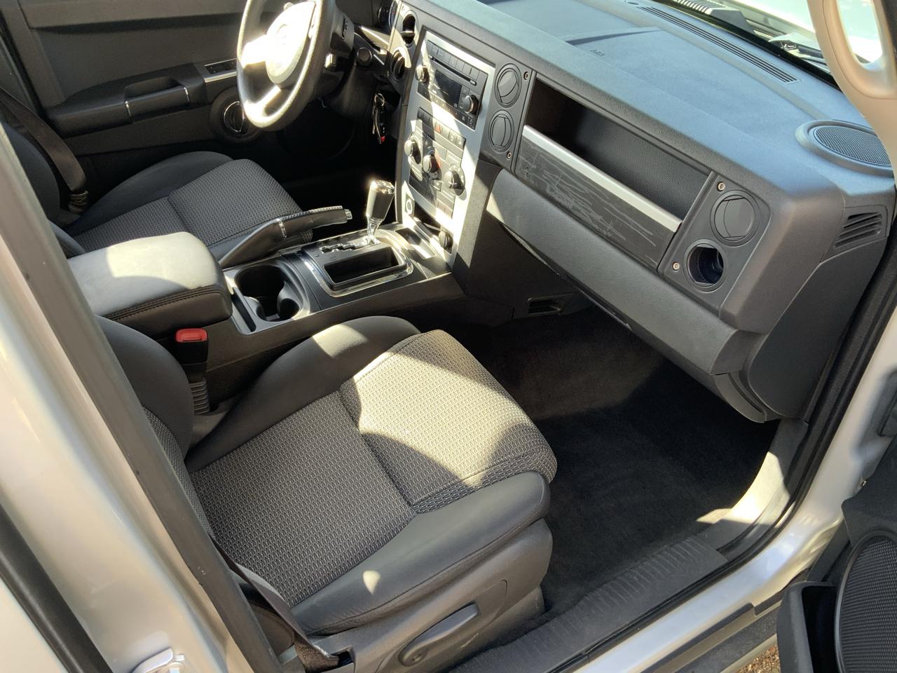 Jeep Commander Sport 4WD 2010