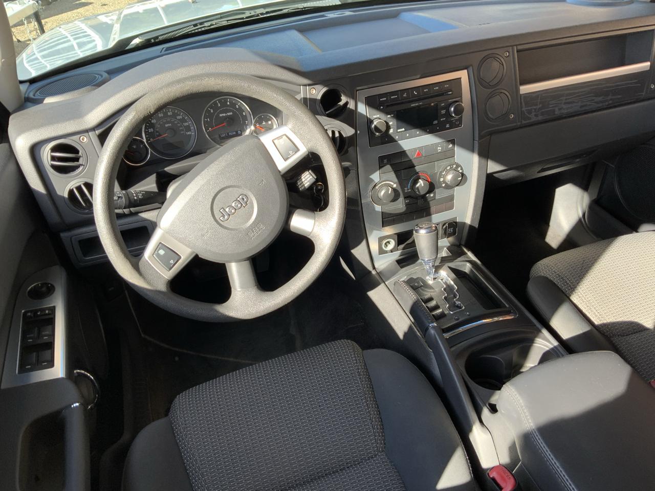 Jeep Commander Sport 4WD 2010