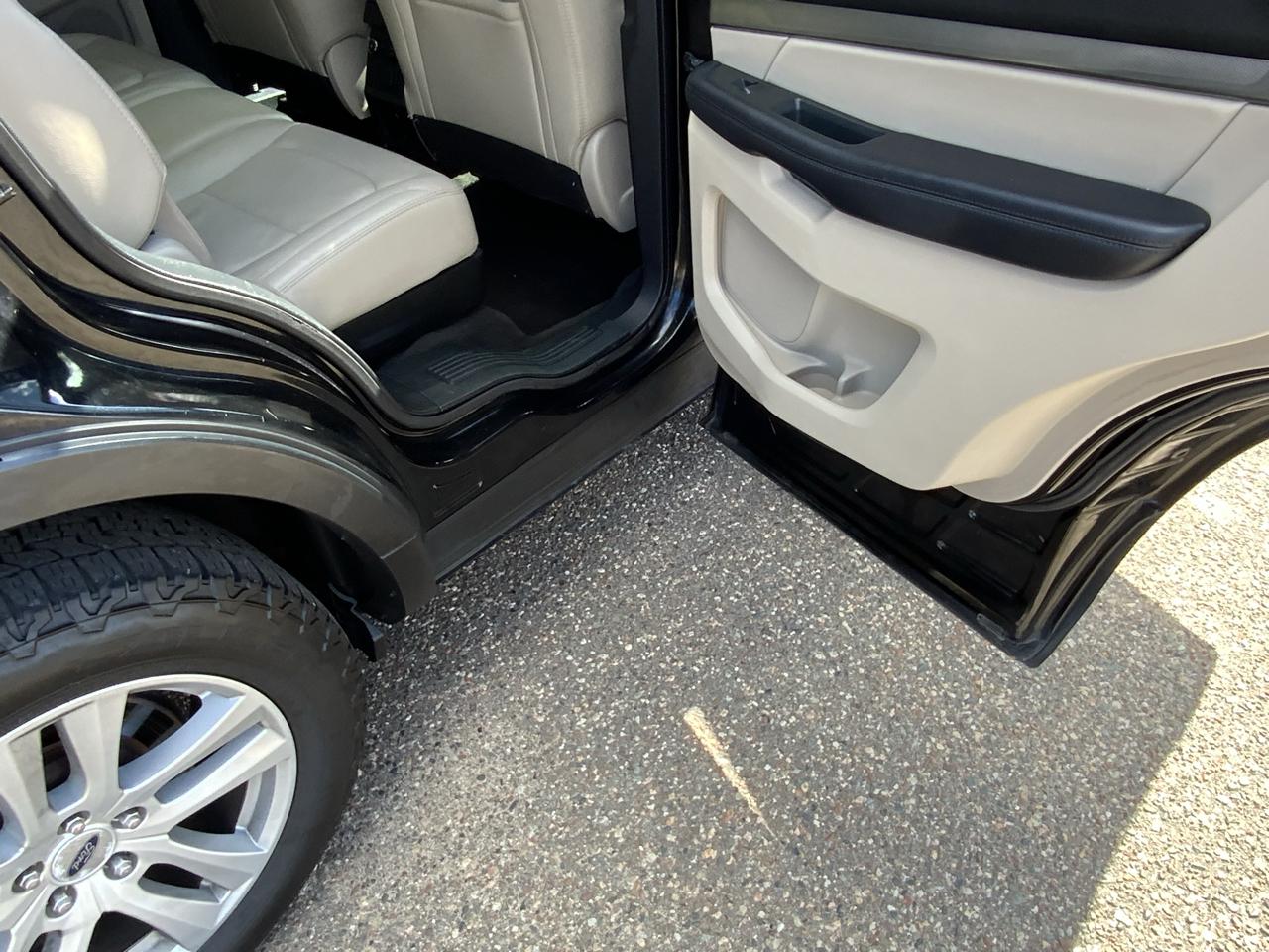 Ford Explorer XLT 4WD 2018