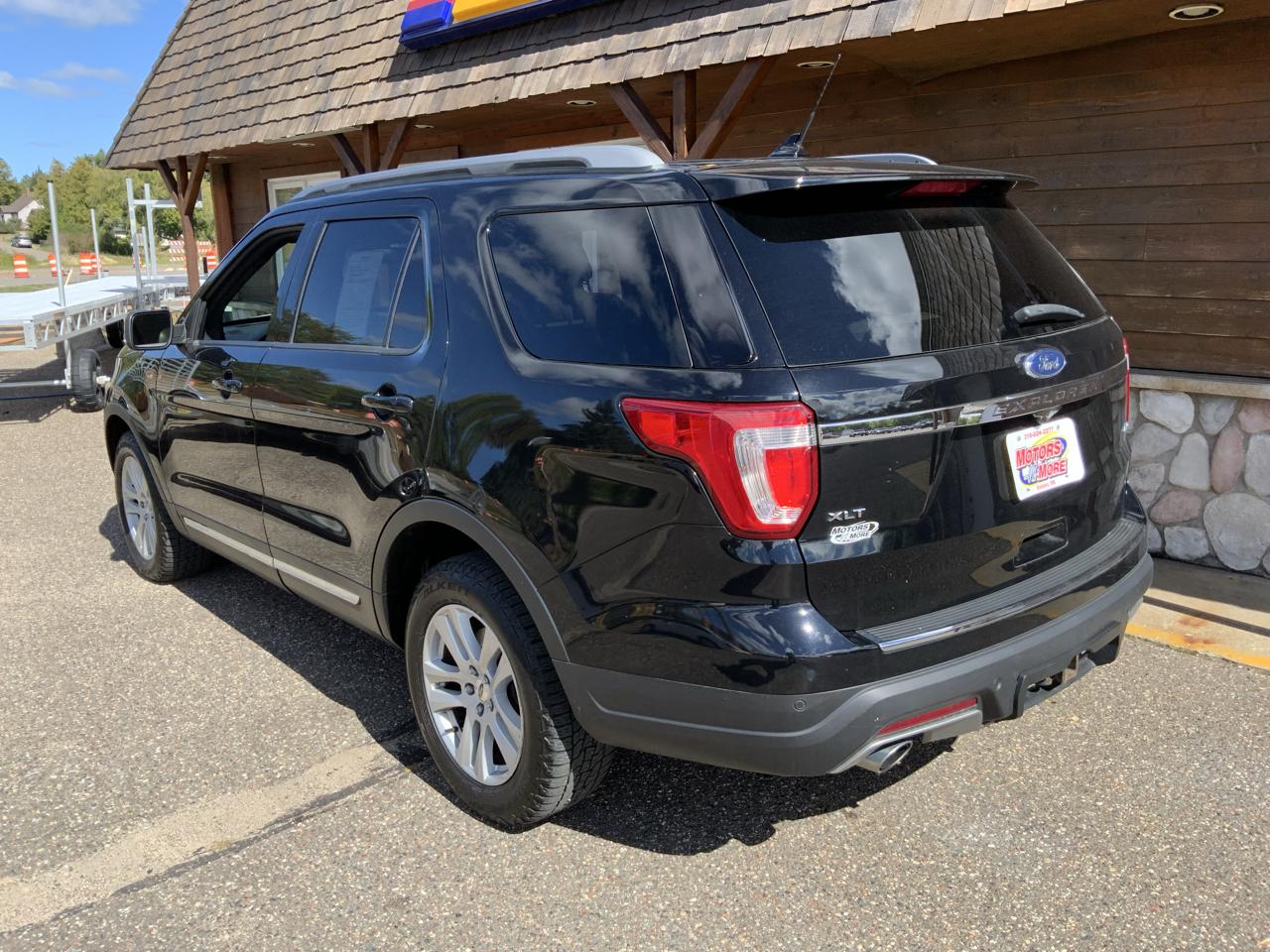 Ford Explorer XLT 4WD 2018