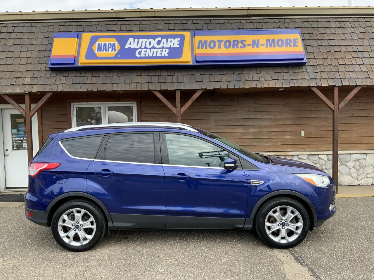 Ford Escape Titanium 4WD 2016