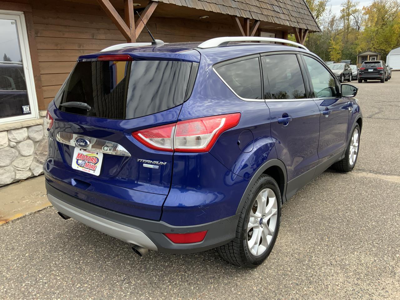 Ford Escape Titanium 4WD 2016