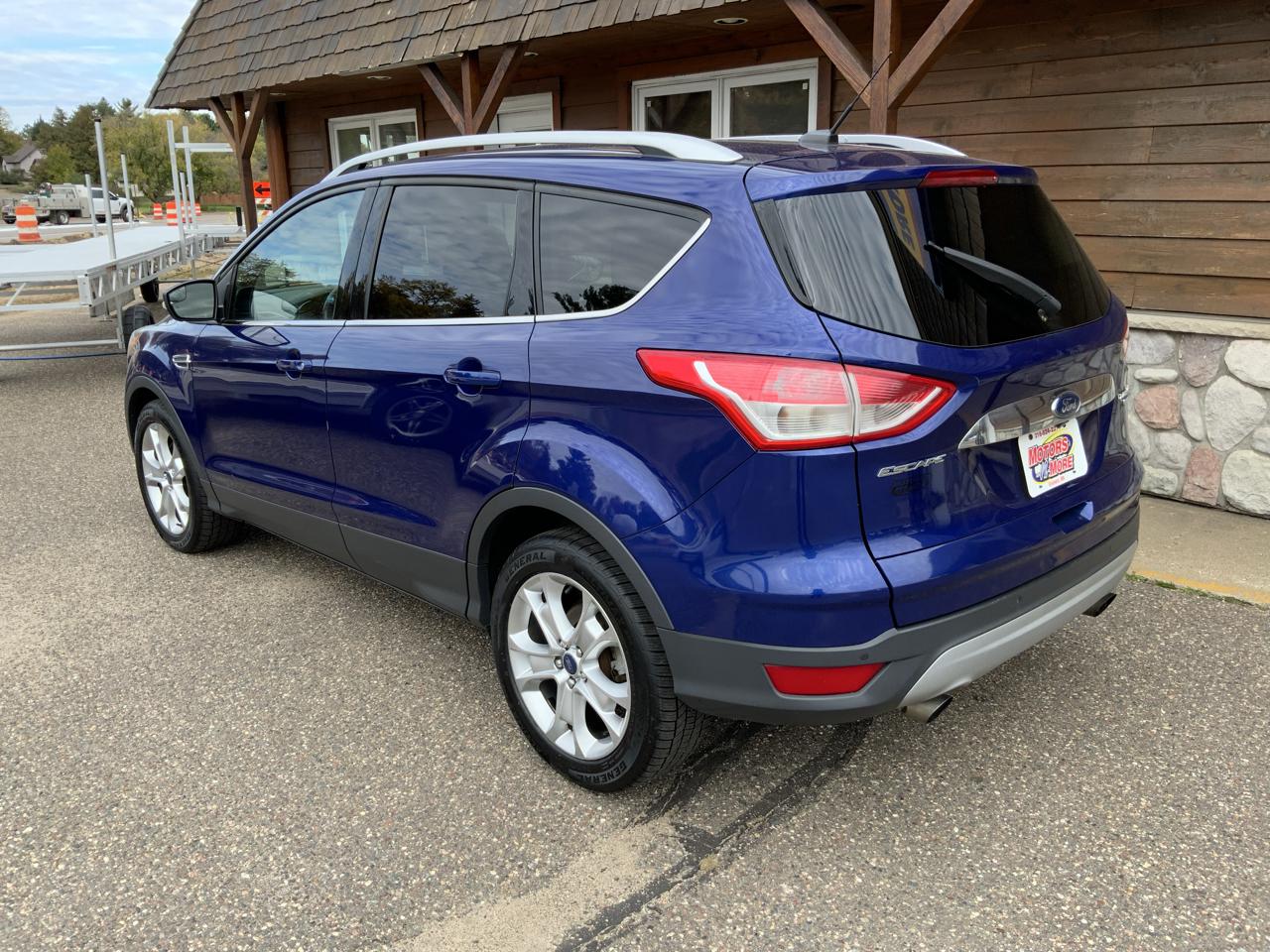 Ford Escape Titanium 4WD 2016