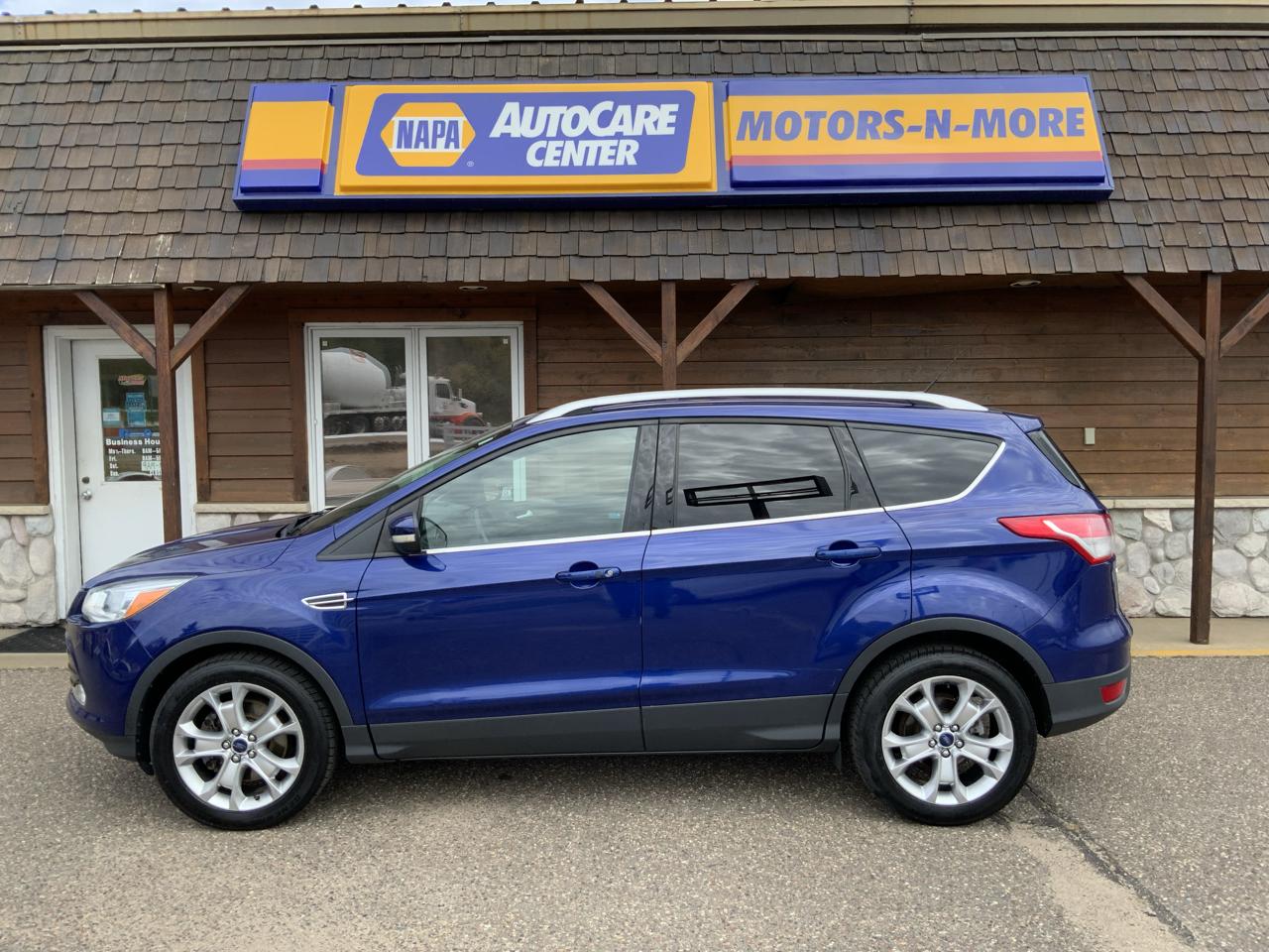 Ford Escape Titanium 4WD 2016