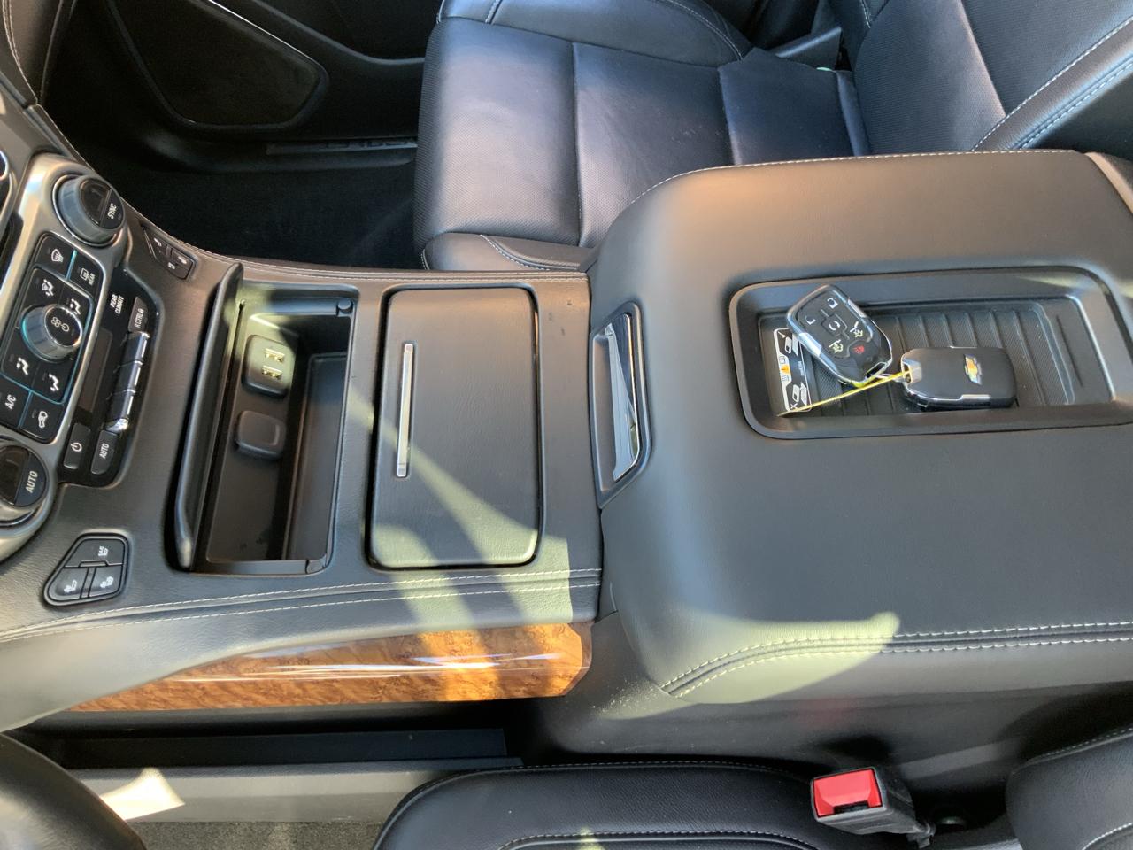 Chevrolet Suburban LTZ 4WD 2016