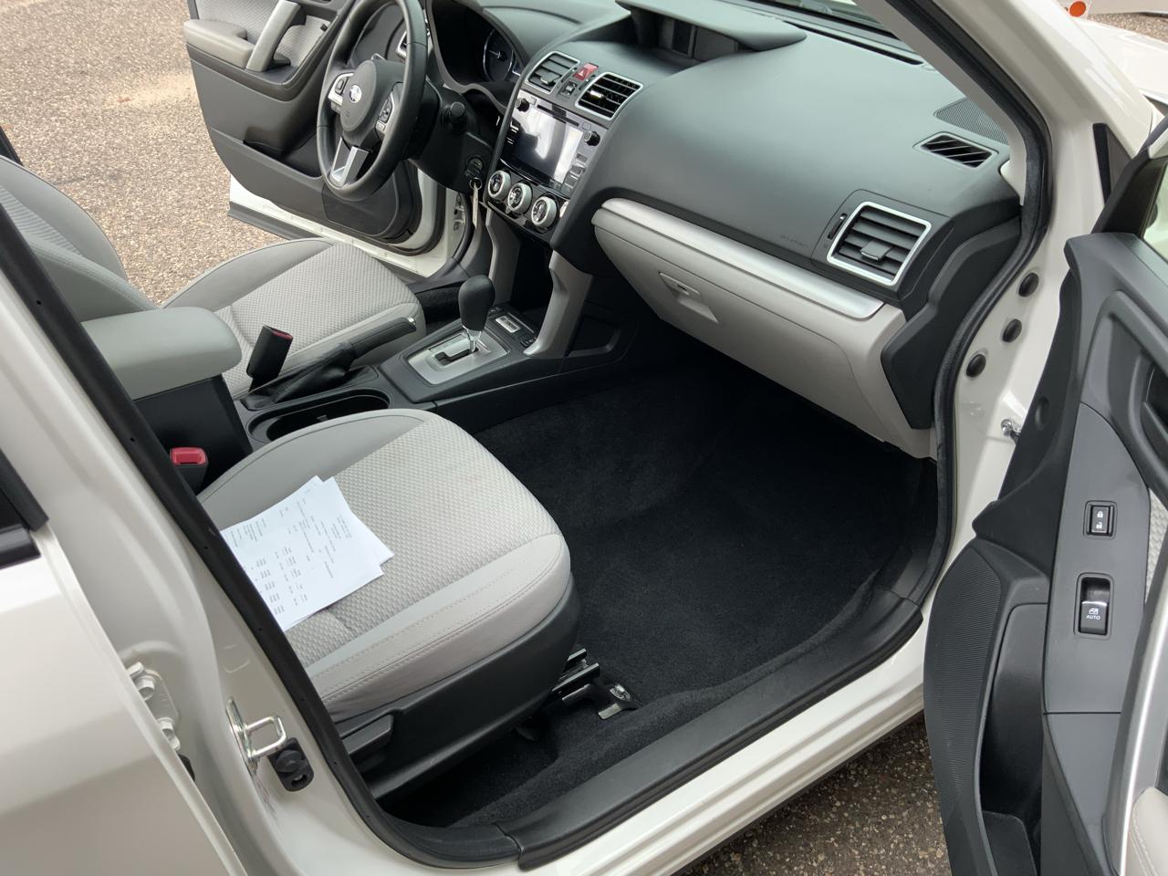 Subaru Forester 2.5i Premium PZEV CVT 2018