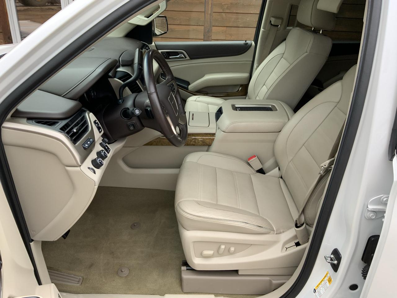 GMC Yukon Denali 4WD 2017