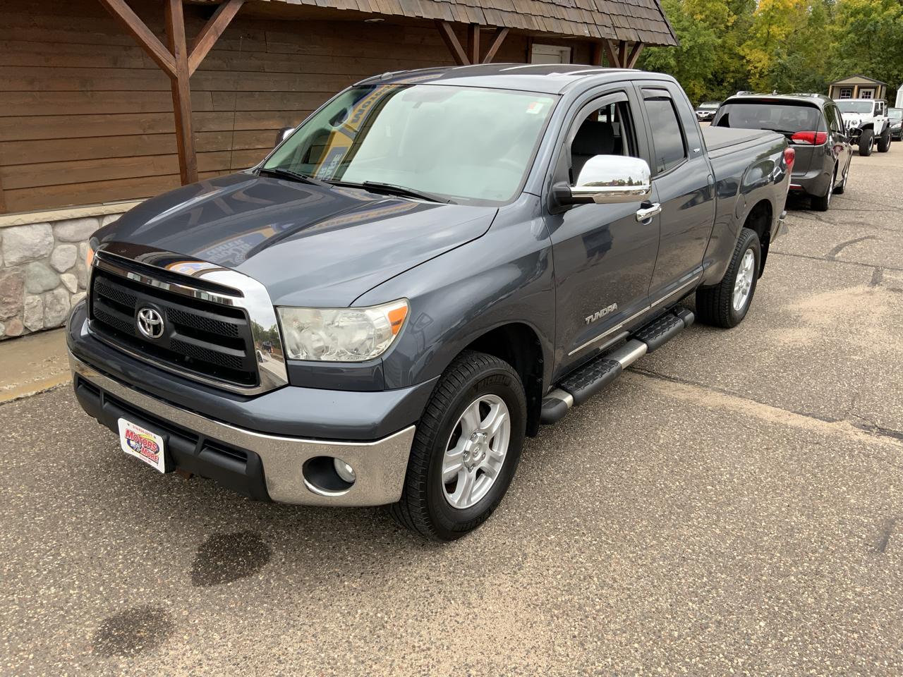 Toyota Tundra Tundra-Grade Double Cab 4.6L 4WD 2010