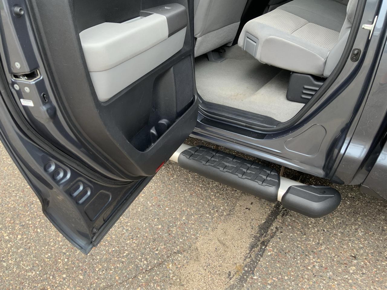 Toyota Tundra Tundra-Grade Double Cab 4.6L 4WD 2010