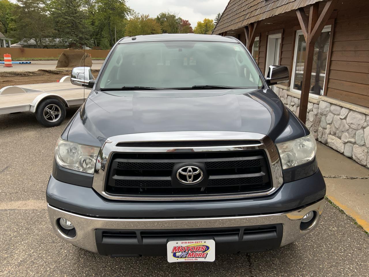 Toyota Tundra Tundra-Grade Double Cab 4.6L 4WD 2010