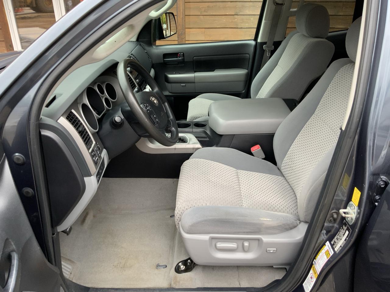 Toyota Tundra Tundra-Grade Double Cab 4.6L 4WD 2010